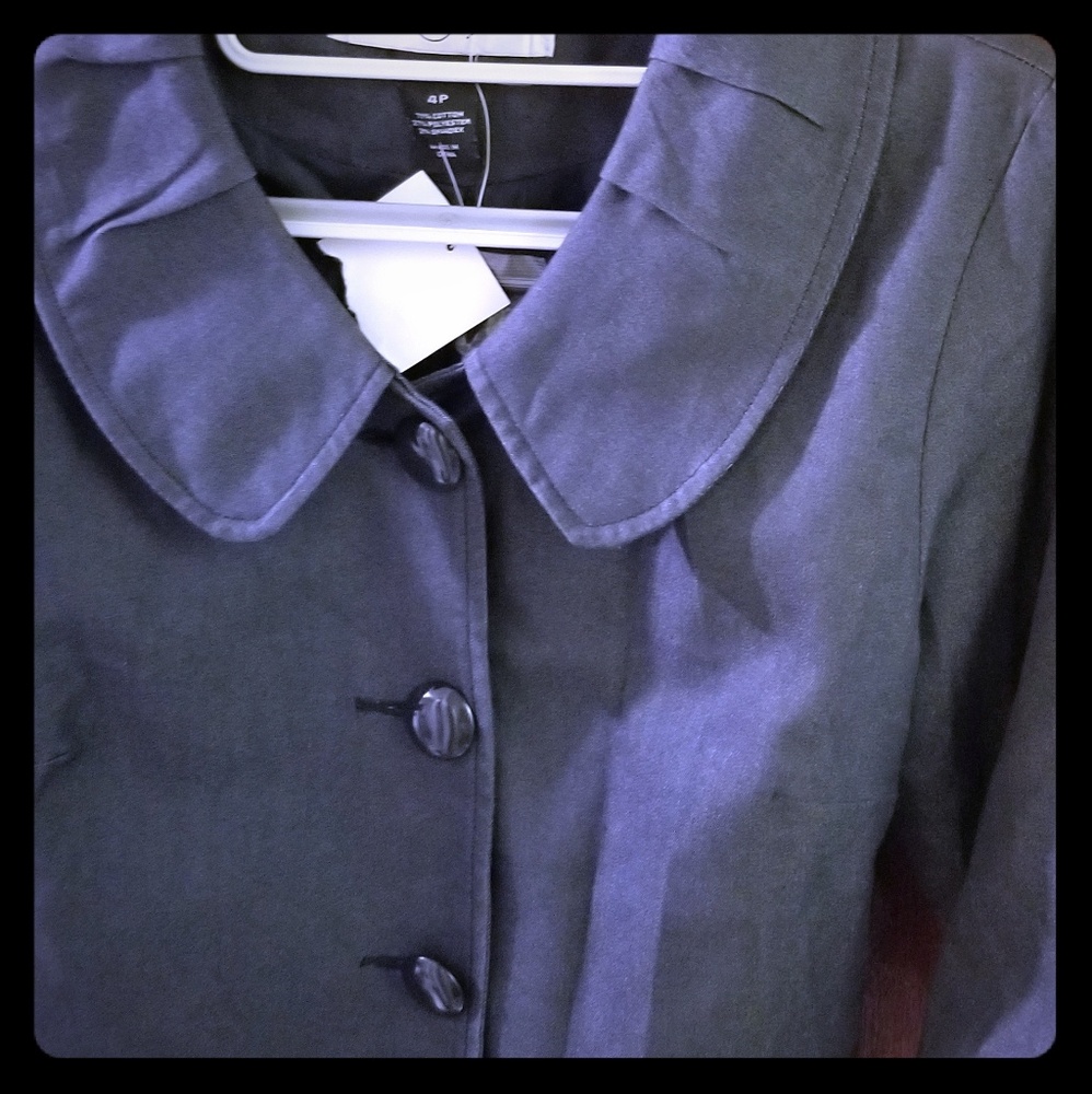 Navy blue , short  3/4 sleeve dress blazer, 4p